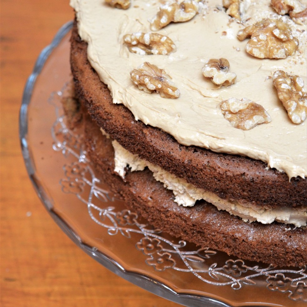 coffee and walnut cake