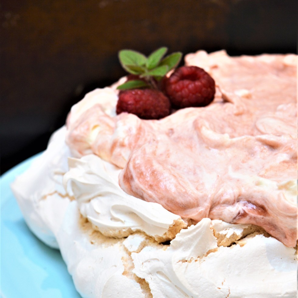 rhubarb pavlova